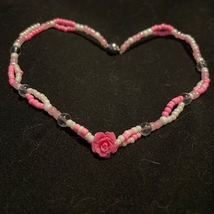 Pretty Hand-beaded Pink & White Rose Choker